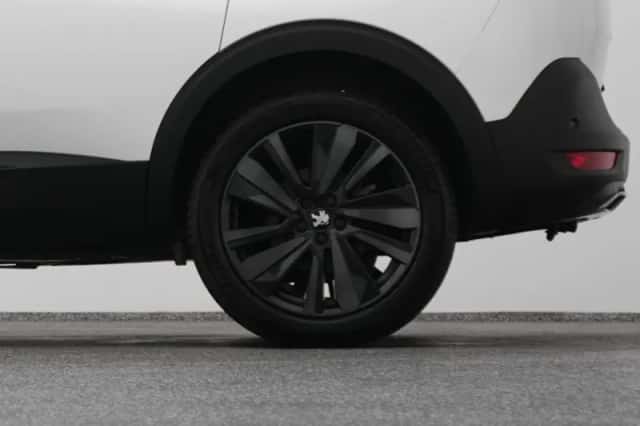 Peugeot 5008 (2022) thumbnail 40