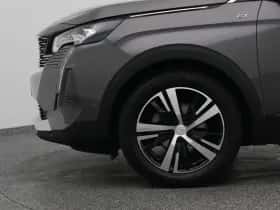 Peugeot 5008 (2023) thumbnail 21