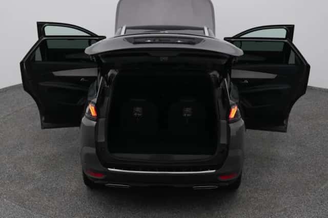 Peugeot 5008 (2023) thumbnail 29