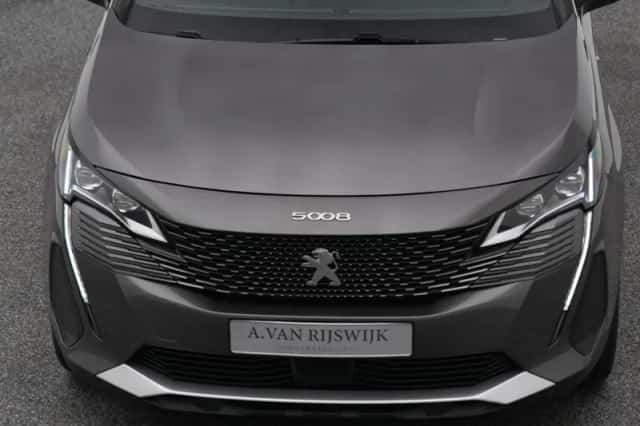 Peugeot 5008 (2023) thumbnail 30