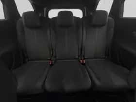 Peugeot 5008 (2023) thumbnail 4