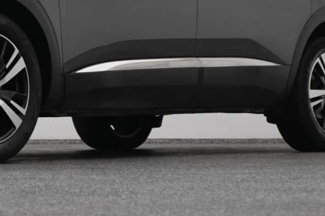 Peugeot 5008 (2023) thumbnail 37