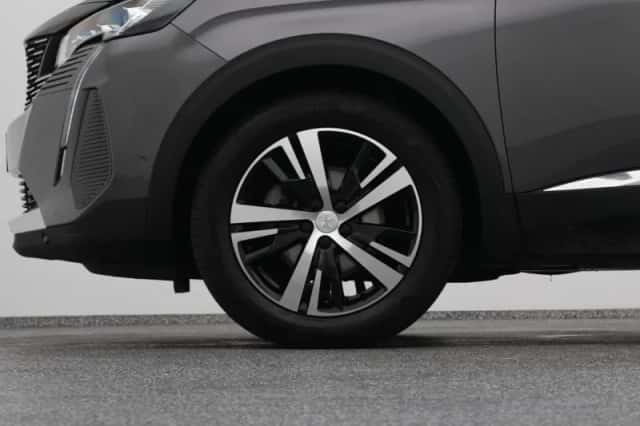 Peugeot 5008 (2023) thumbnail 39