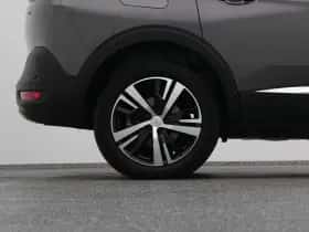 Peugeot 5008 (2023) thumbnail 41