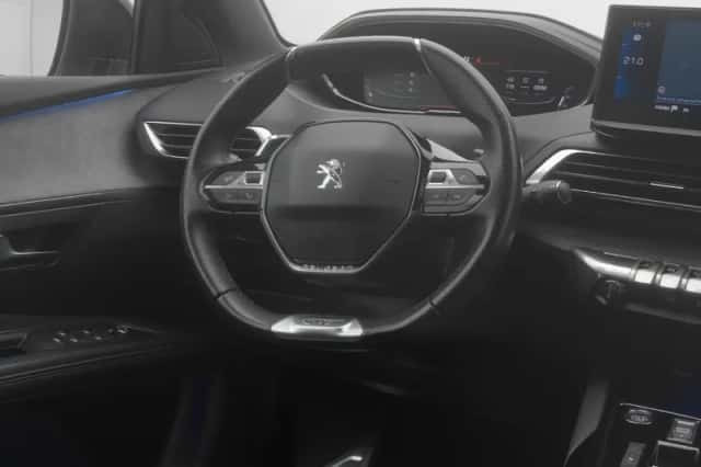 Peugeot 5008 (2023) thumbnail 7