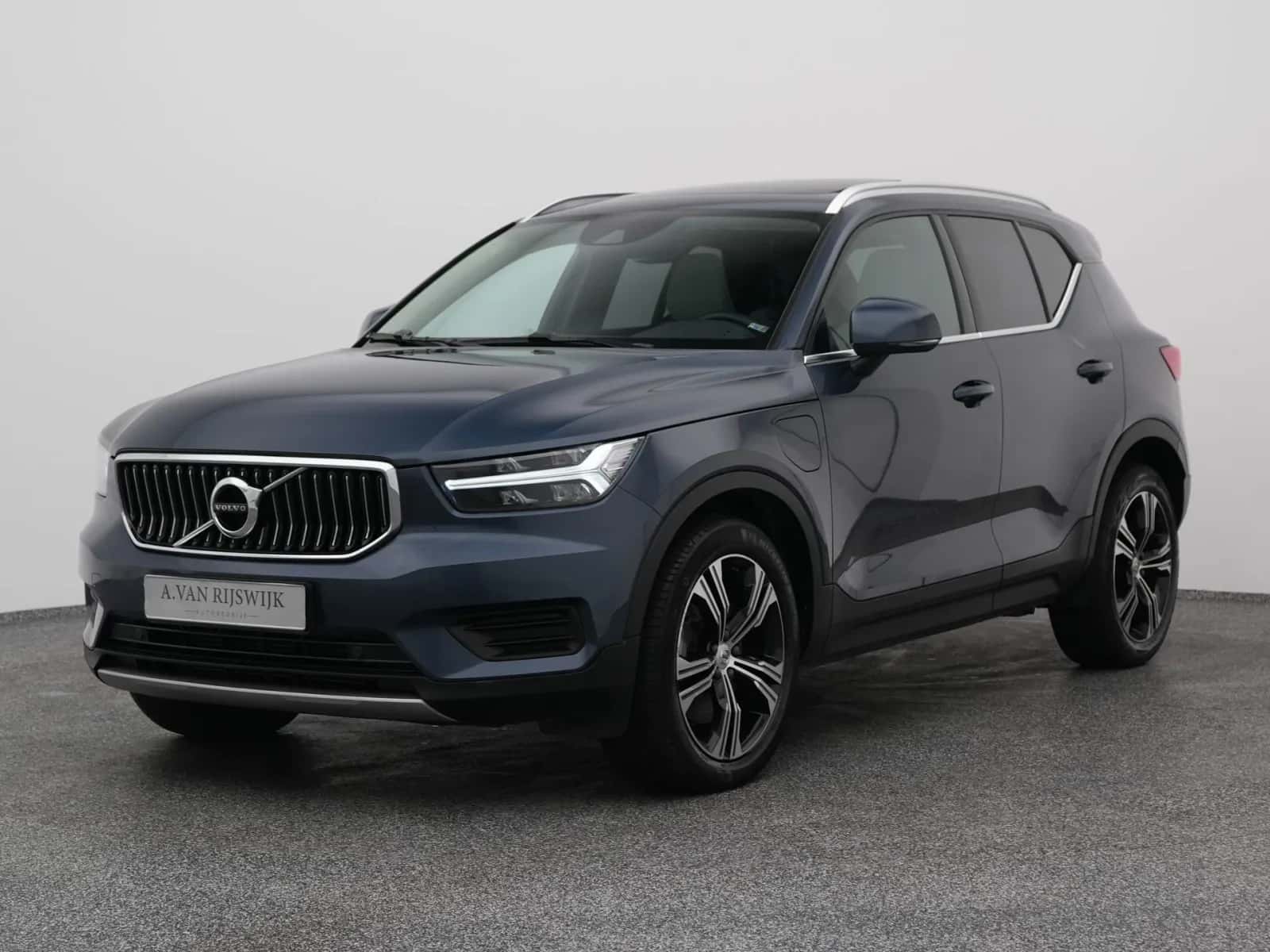 Volvo XC40 (2022) — foto 1