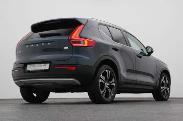 Volvo XC40 (2022) thumbnail 16