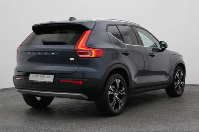 Volvo XC40 (2022) thumbnail 6
