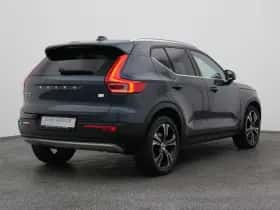 Volvo XC40 (2022) thumbnail 6