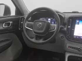 Volvo XC40 (2022) thumbnail 7