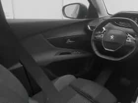 Peugeot 3008 (2021) thumbnail 11
