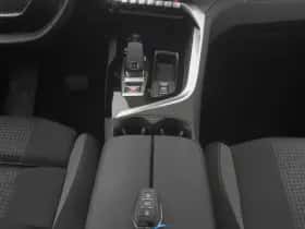 Peugeot 3008 (2021) thumbnail 12