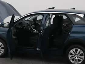 Peugeot 3008 (2021) thumbnail 33
