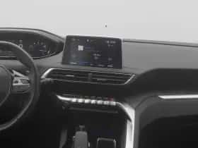 Peugeot 3008 (2021) thumbnail 8