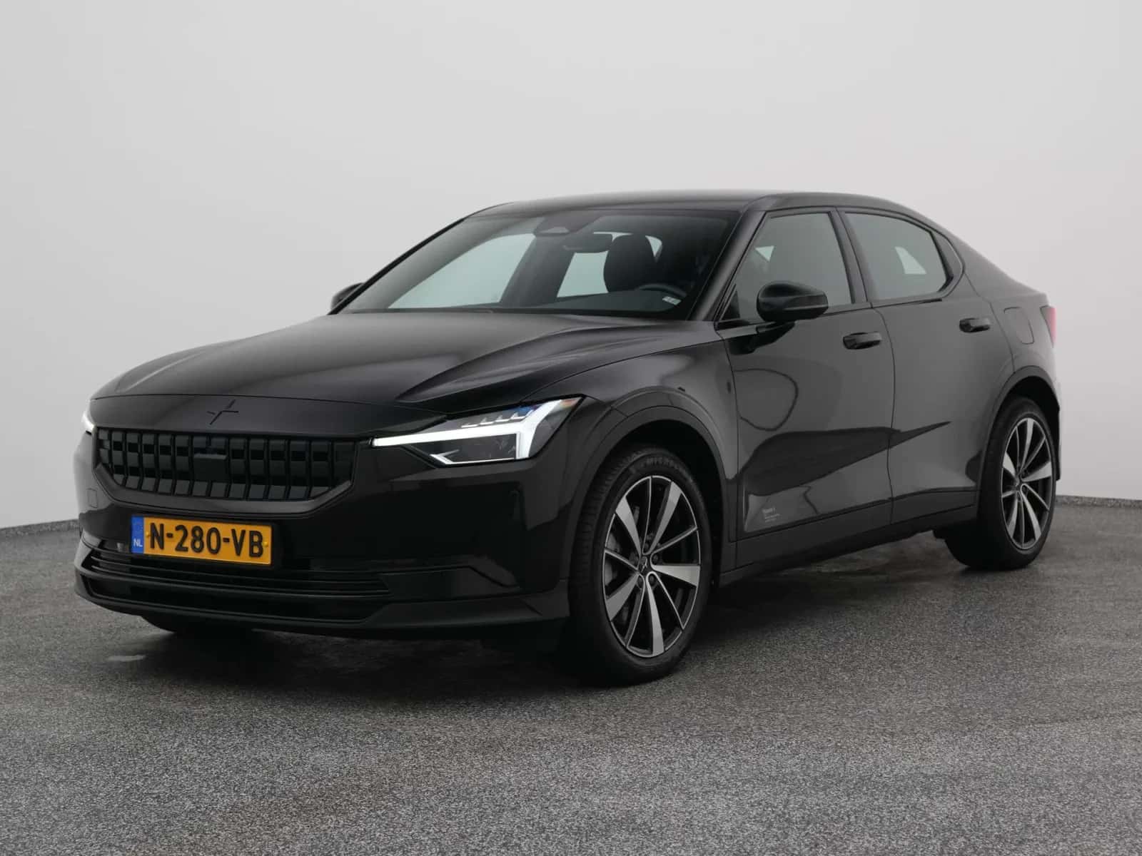 Polestar 2 (2021) — foto 1