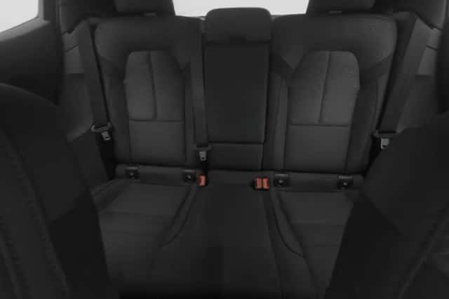 Polestar 2 (2021) thumbnail 5