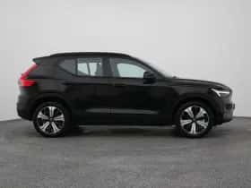 Volvo XC40 (2023) thumbnail 15