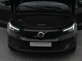 Volvo XC40 (2023) thumbnail 31