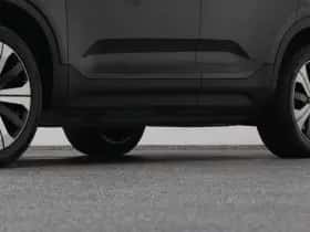 Volvo XC40 (2023) thumbnail 36