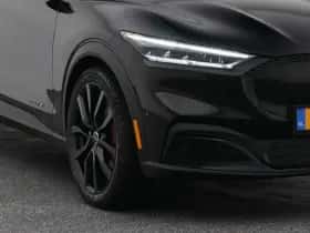 Ford Mustang (2021) thumbnail 18