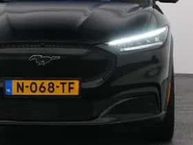 Ford Mustang (2021) thumbnail 20