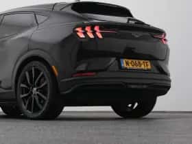 Ford Mustang (2021) thumbnail 23