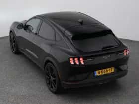 Ford Mustang (2021) thumbnail 26