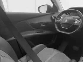 Peugeot 3008 (2020) thumbnail 11