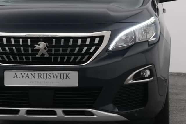 Peugeot 3008 (2020) thumbnail 19