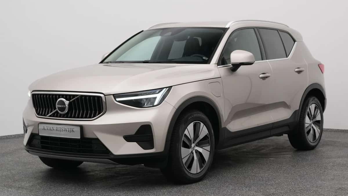Volvo XC40 (2022) — foto 1