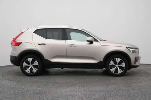 Volvo XC40 (2022) thumbnail 14