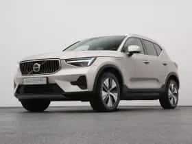 Volvo XC40 (2022) thumbnail 15
