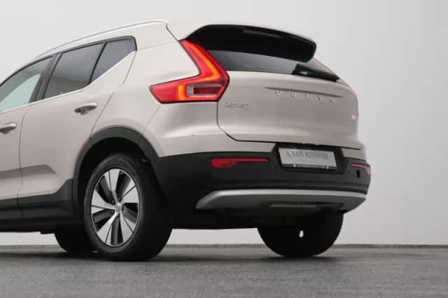 Volvo XC40 (2022) thumbnail 22