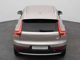Volvo XC40 (2022) thumbnail 28