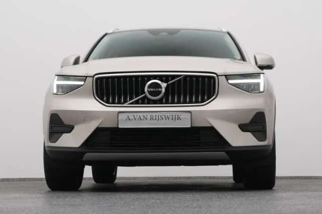 Volvo XC40 (2022) thumbnail 34