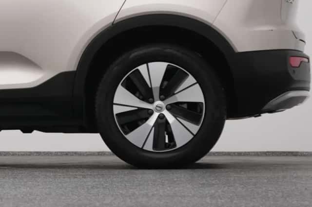 Volvo XC40 (2022) thumbnail 39
