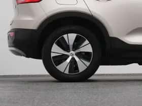 Volvo XC40 (2022) thumbnail 40