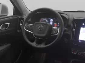 Volvo XC40 (2022) thumbnail 7