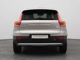Volvo XC40 (2022) thumbnail 10