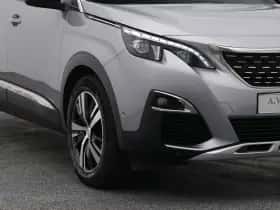 Peugeot 5008 (2021) thumbnail 17