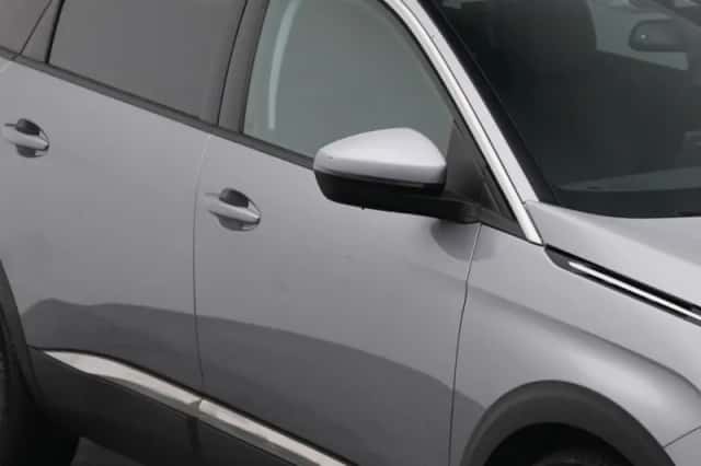 Peugeot 5008 (2021) thumbnail 23