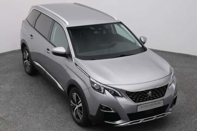 Peugeot 5008 (2021) thumbnail 24
