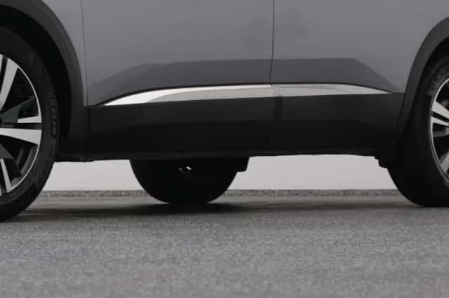 Peugeot 5008 (2021) thumbnail 37