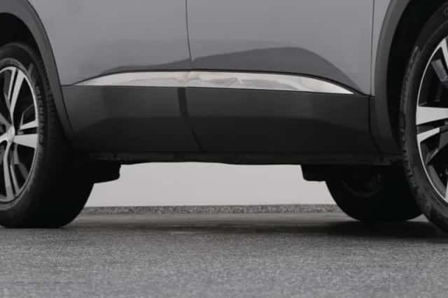 Peugeot 5008 (2021) thumbnail 38