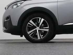 Peugeot 5008 (2021) thumbnail 39