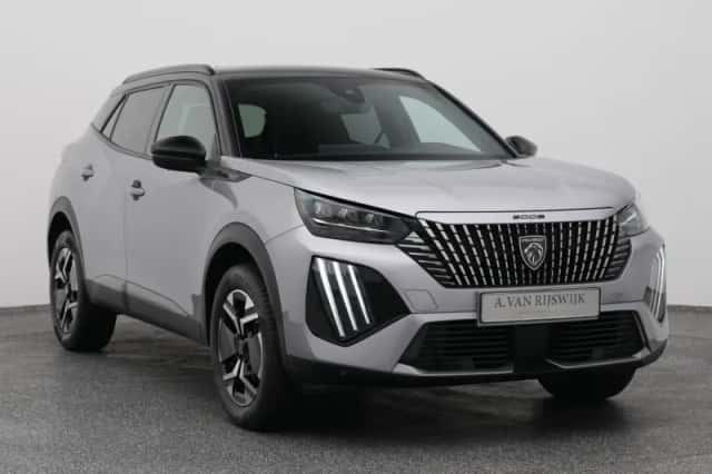 Peugeot 2008 (2023) thumbnail 2