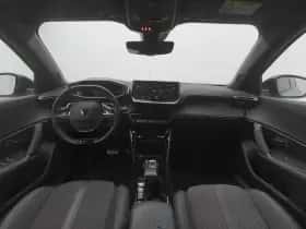Peugeot 2008 (2023) thumbnail 3
