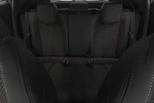 Peugeot 2008 (2023) thumbnail 4