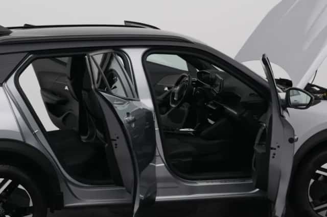 Peugeot 2008 (2023) thumbnail 34