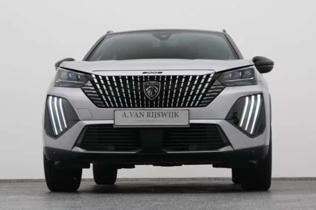 Peugeot 2008 (2023) thumbnail 35